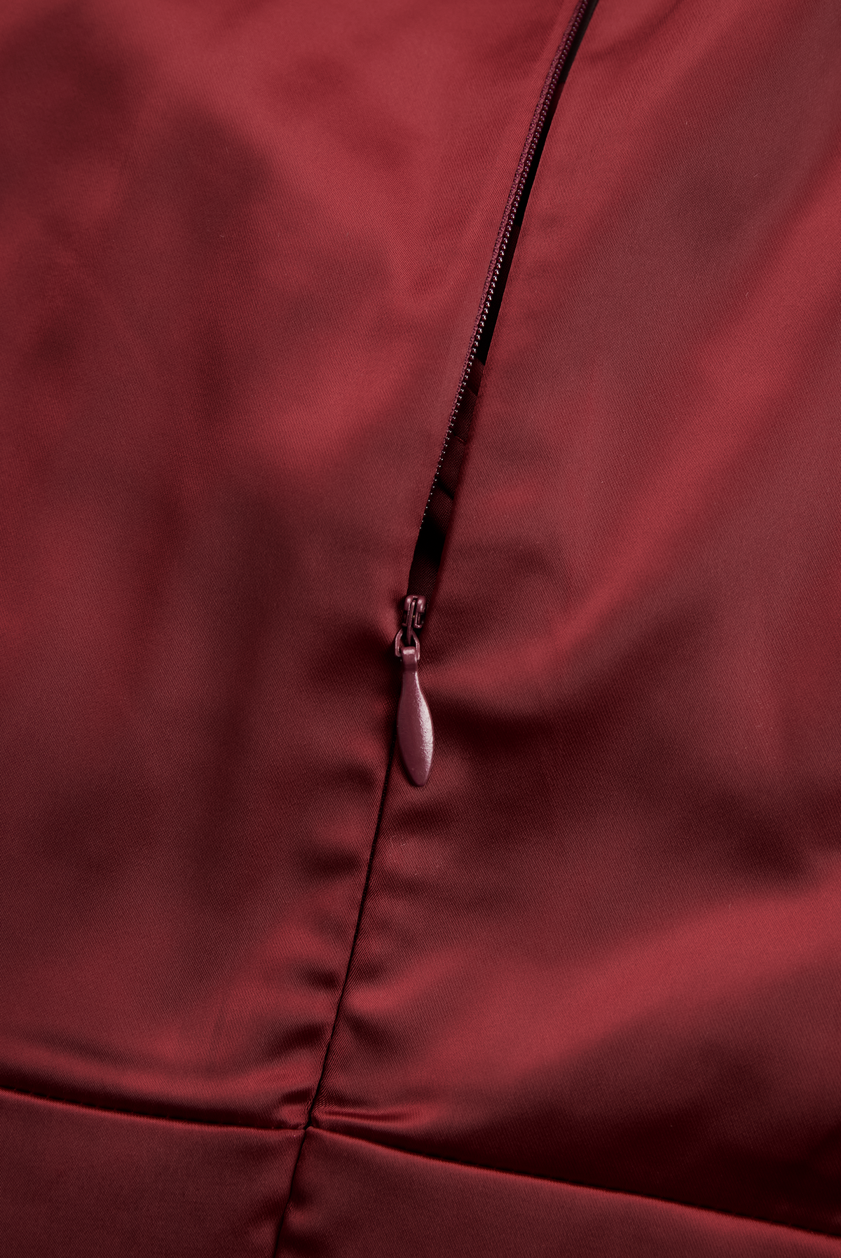 Glänzendes Satin Midikleid Damen mit Wasserfallkragen