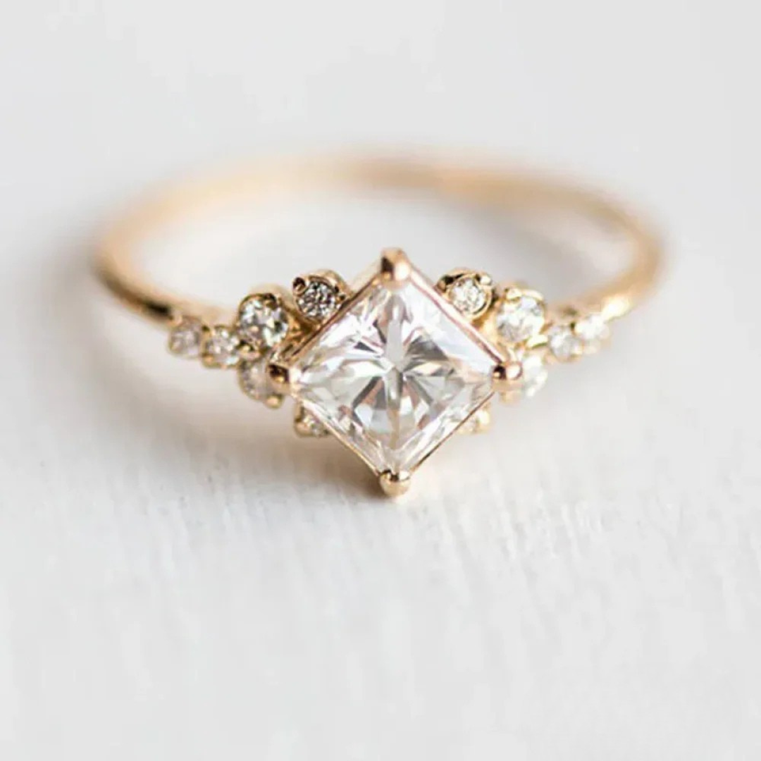 Schicker Königlich Eleganter Ring