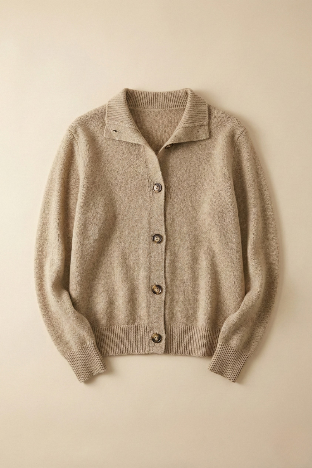 Malia | Strickjacke Damen mit Zierknöpfen