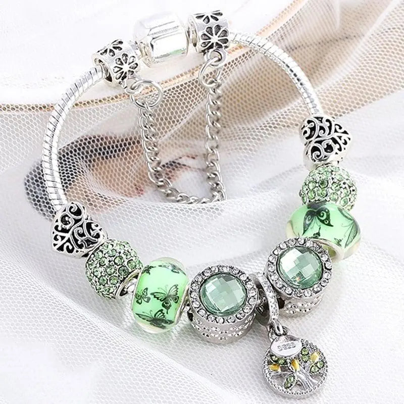 Elegantes Sterlingsilberarmband mit Grünem Kristall
