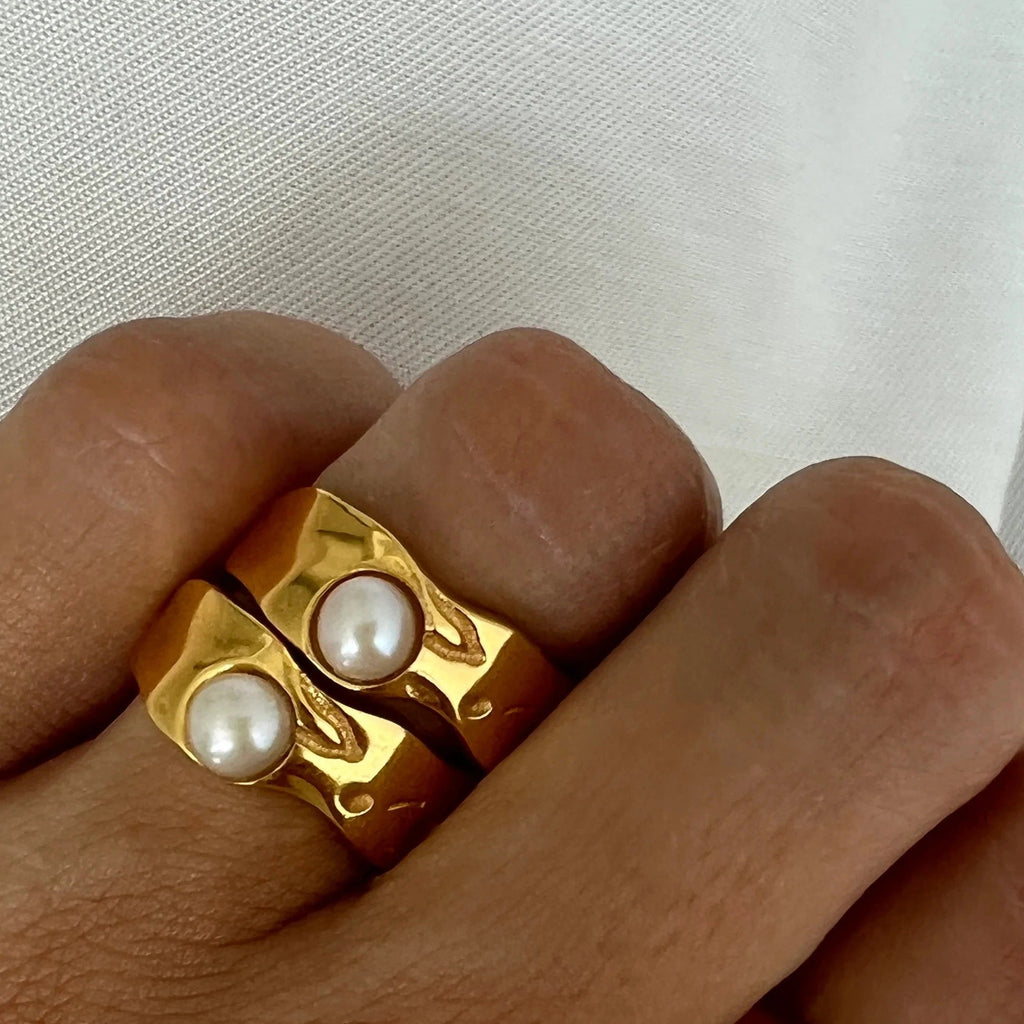 Eleganter Natürlicher Goldperlen Ring