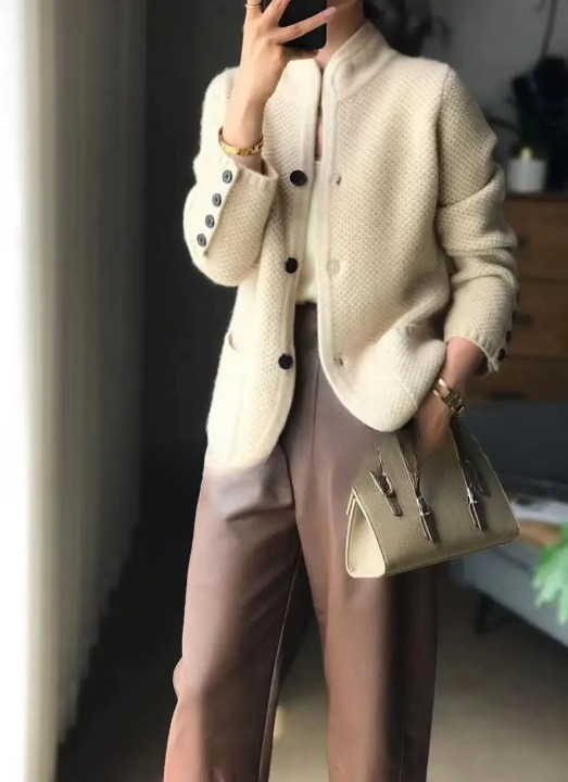 Emma | Strickjacke Damen mit Knopfleiste