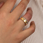 Glänzender Kleeblatt und Kristall Ring