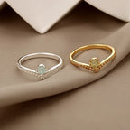 Eleganter Goldener Wassertropf Opal Kronenring