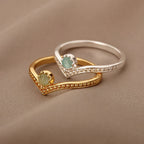 Eleganter Goldener Wassertropf Opal Kronenring
