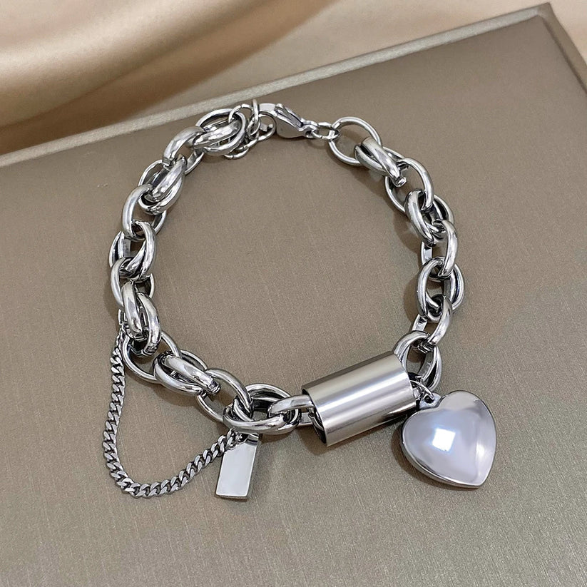 Zeitloses Goldenes Herz Armband, Massiv