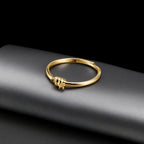 Eleganter Kleiner Kristall Ring