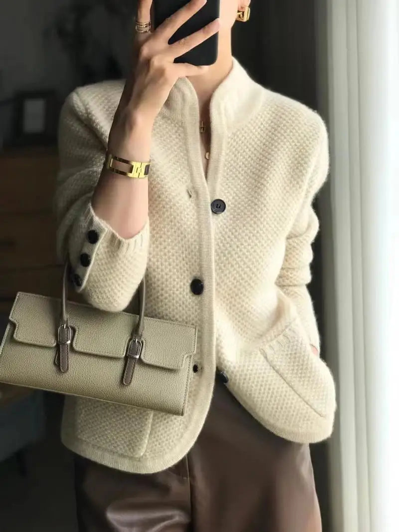 Emma | Strickjacke Damen mit Knopfleiste