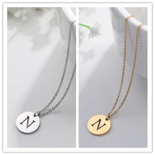 Elegante Goldbuchstaben Anhänger Halskette