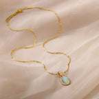 Schicke Goldene Edelstahl Halskette mit Wassertropf Opal Anhänger