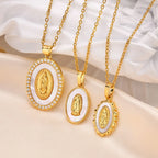 Goldene Mary Ovalanhänger Halskette