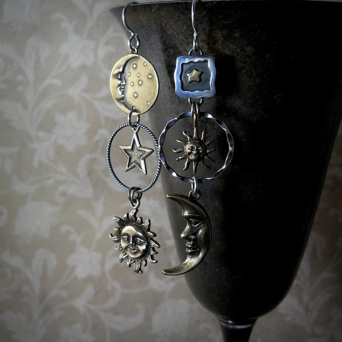 Schicke Gold und Silber Perlen Ohrringe
