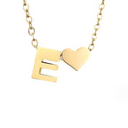 Zeitlose Initialen Halskette mit Herz Charm