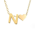 Zeitlose Initialen Halskette mit Herz Charm