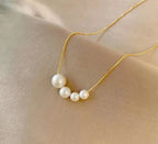 Elegante Goldkette mit Süßwasserperlen
