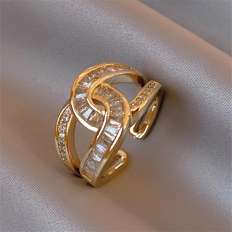 Goldener Geflochtener Kristall Statement Ring