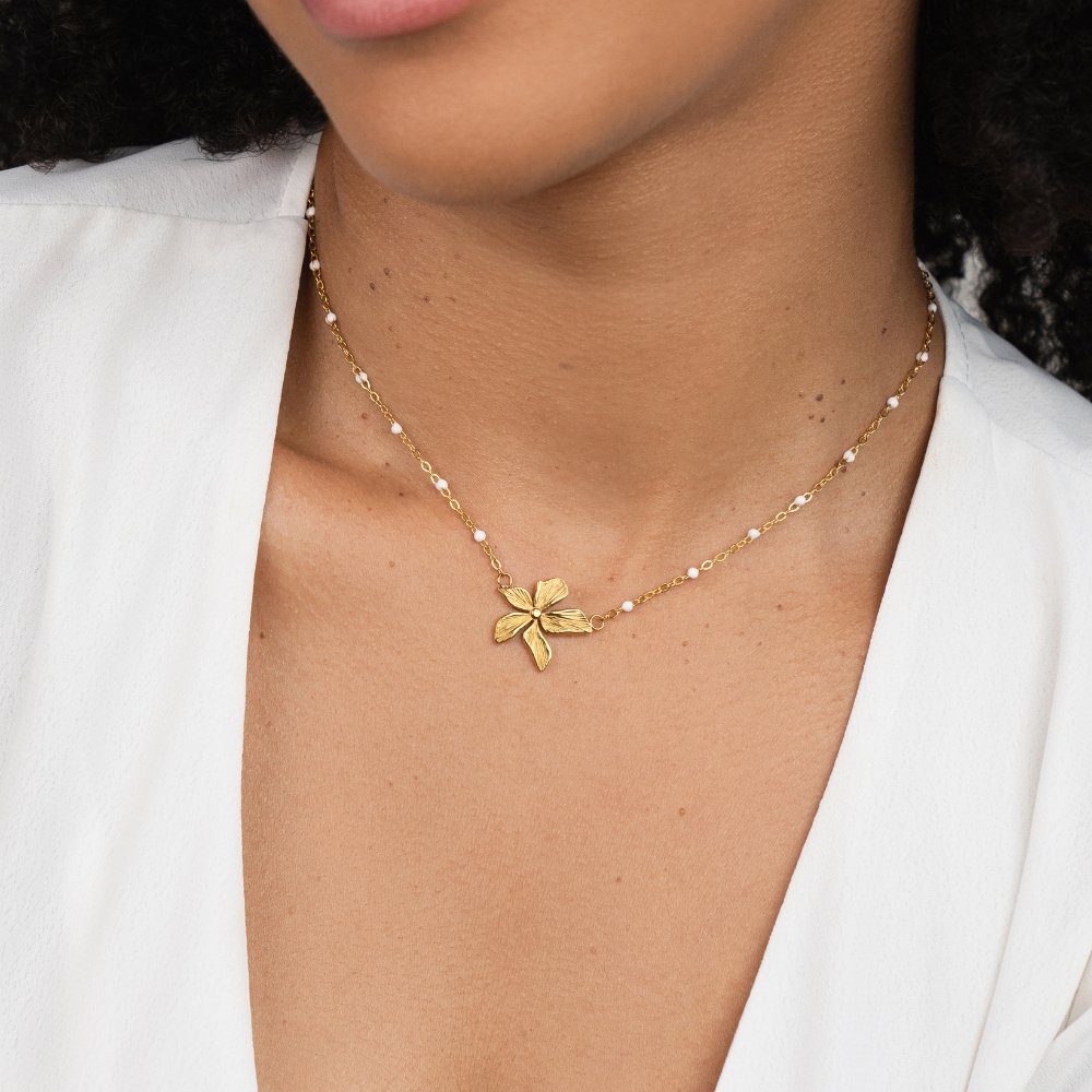 Elegante Goldblumen Halskette