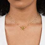 Elegante Goldblumen Halskette