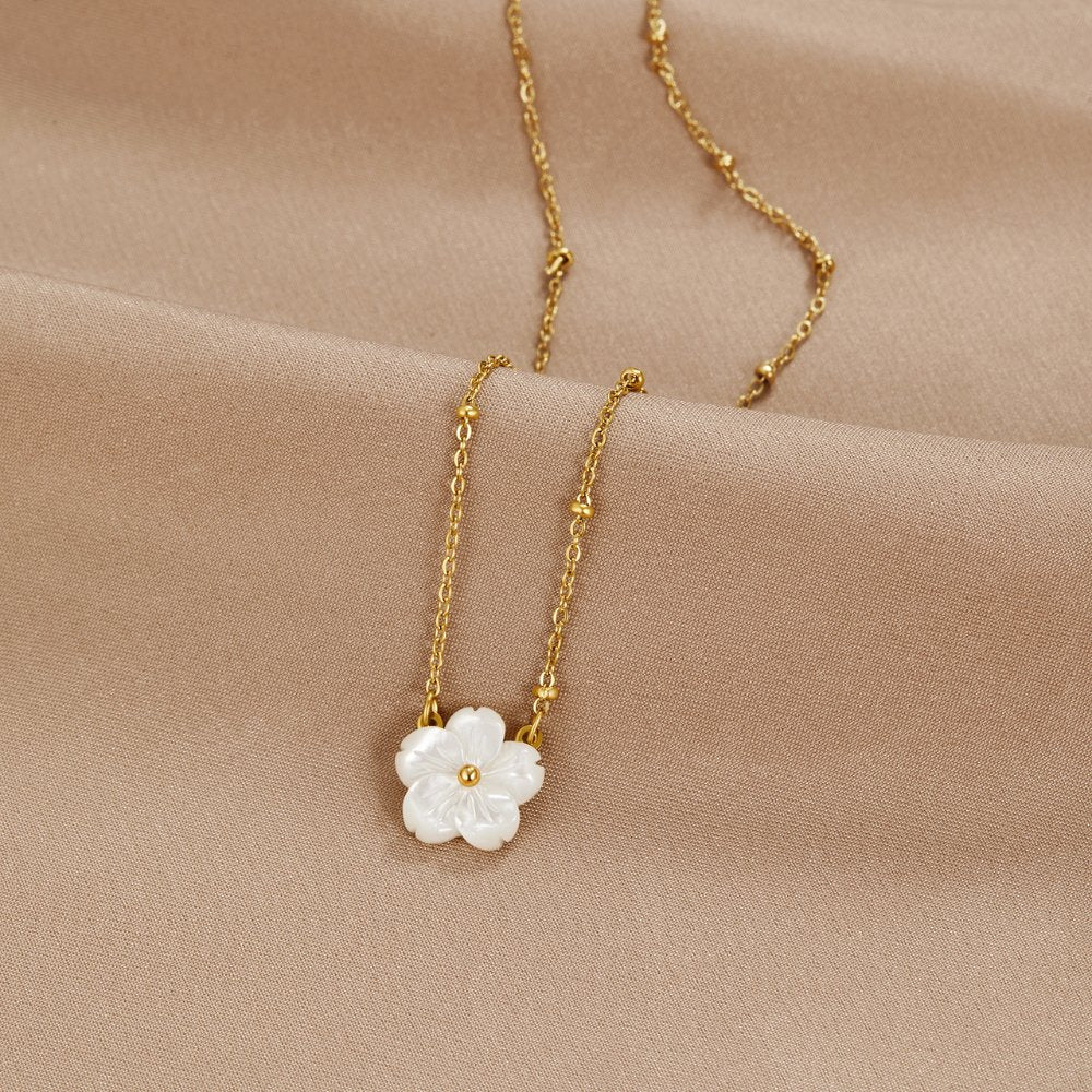 Blüte der Größe Halskette