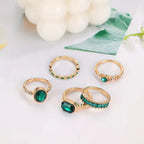 Zarina Exquisites Smaragd Goldener Ring Set